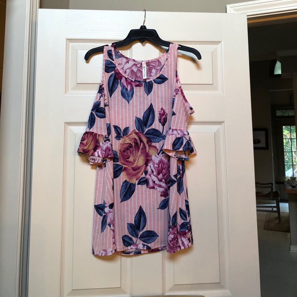 Women’s long short sleeve ruffle floral tunic top